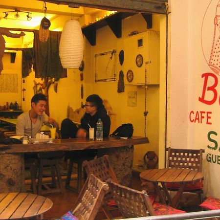 Bona Cafe Restaurant & Sala Guest House 바라나시 외부 사진